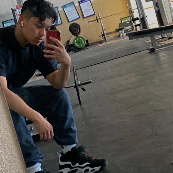 Your Reno, NV clothes reseller👕✅ - Picture 10 of 14